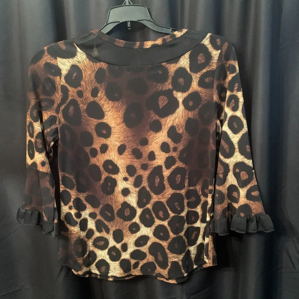 ADELE & MAY Women’s Animal Print Blouse (NWT) SZ Sm - Picture 2 of 8